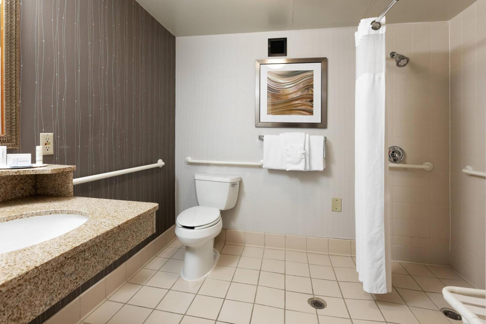 Courtyard By Marriott Dallas-Fort Worth/Bedford Exterior photo