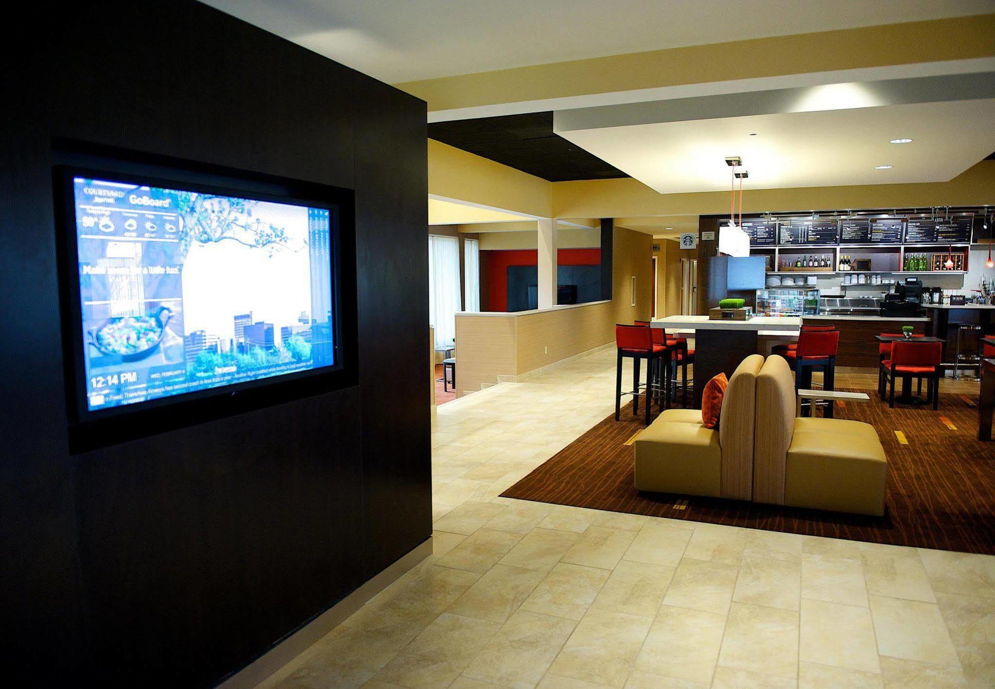 Courtyard By Marriott Dallas-Fort Worth/Bedford Exterior photo